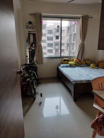 Master Bedroom in 2 BHK Apartment at Vasna – for Rent
