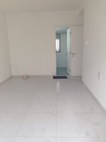 Room in 2 BHK Apartment at Godrej 24, Hinjewadi – for Rent
