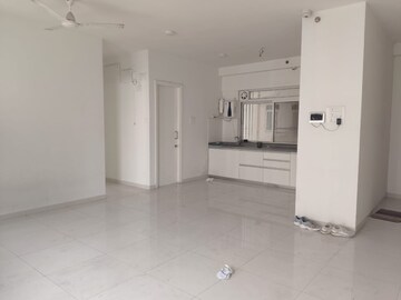 Room in 2 BHK Apartment at Godrej 24, Hinjewadi – for Rent