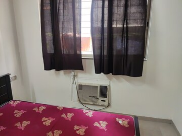 Room in  Pg at Khar Kopar – for Rent