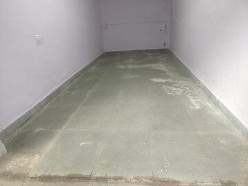 Room in  Shop at Prestige Residency Thane, Dongripada – for Rent