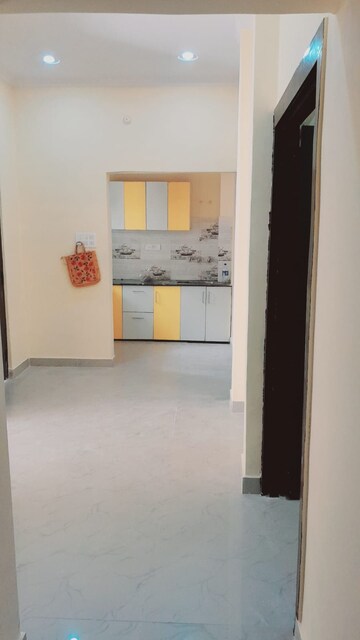 Room in 3 BHK Independent House at Gomti Nagar – for Rent