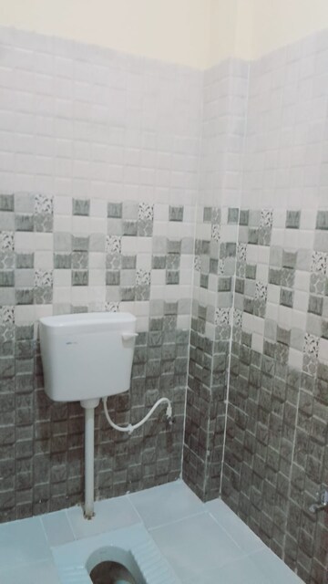 Bathroom in 3 BHK Independent House at Gomti Nagar – for Rent