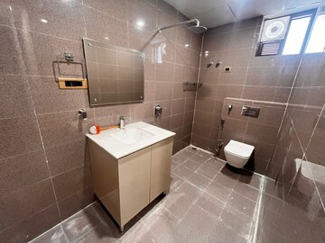 Bathroom in 3 BHK Independent House at Gomti Nagar – for Rent