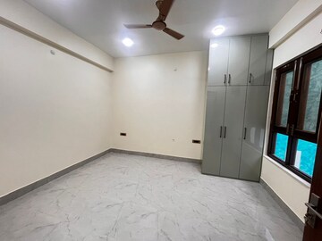 Room in 3 BHK Independent House at Gomti Nagar – for Rent