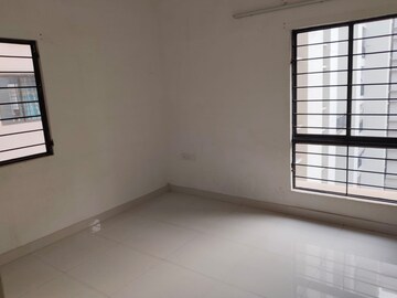 Room in 2 BHK Apartment at DTC Southern Heights, Joka – for Rent