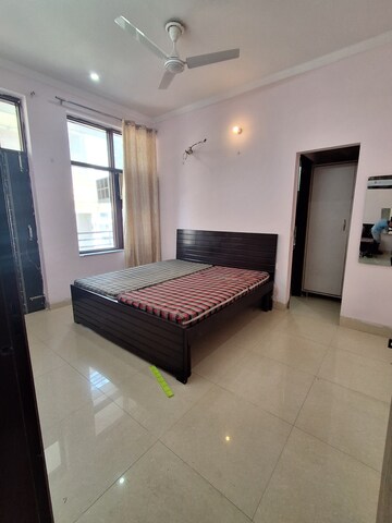 Bedroom in 3 BHK Builder Floor at Ansal Sushant Lok I, Sector 43 – for Rent