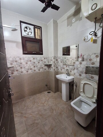 Kitchen in 3 BHK Builder Floor at Ansal Sushant Lok I, Sector 43 – for Rent