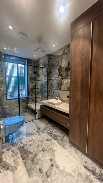 Living Room in 4 BHK Builder Floor at Ansal Sushant Lok I, Sector 43 – for Rent