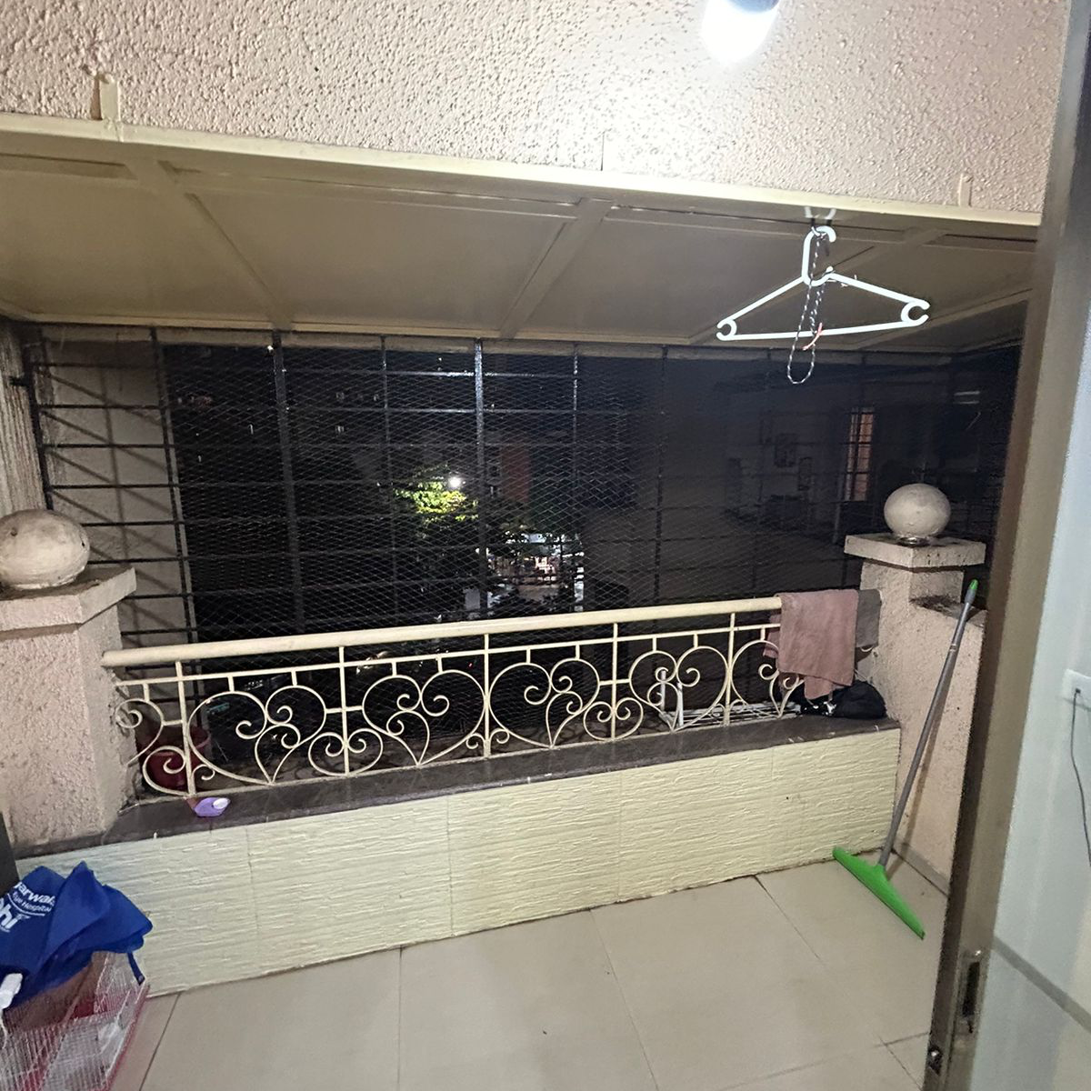 2 BHK Apartment For Sale in Pratik Gems