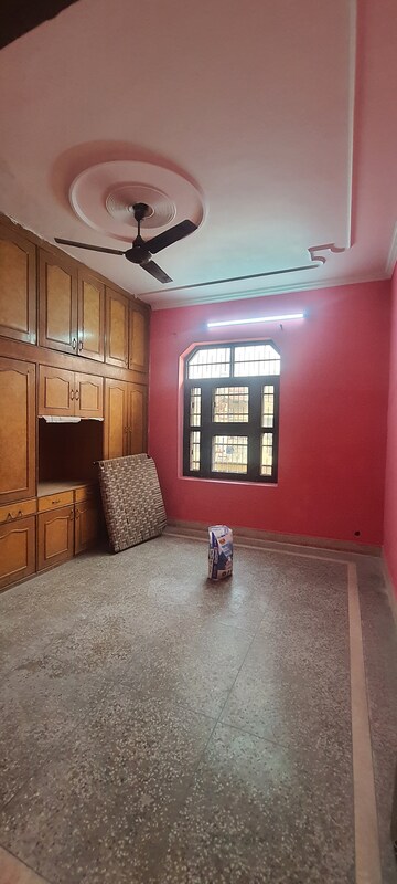 2.5 BHK Independent House For Rent in Sector 8 Faridabad  8346229