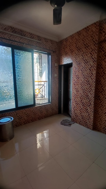Room in 2 BHK Apartment at Shiv Complex, Ghansoli – for Rent