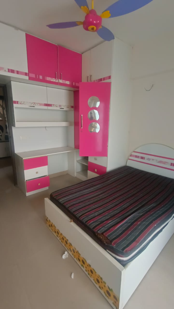 2 BHK Apartment For Sale in Mahagun Moderne