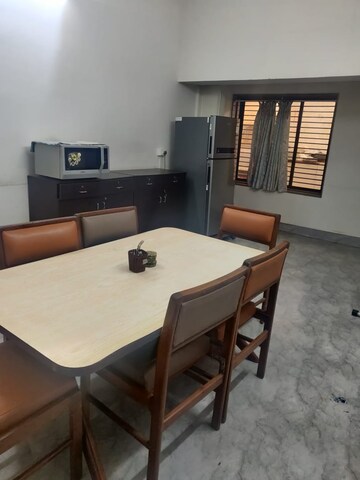Team Area in 6 BHK Villa at Navrangpura – for Rent