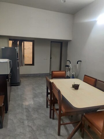 Team Area in 6 BHK Villa at Navrangpura – for Rent