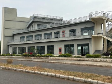  Shop – Exterior View View at 83 Avenue Oodles Sky Walk, Sector 83 - for Rent