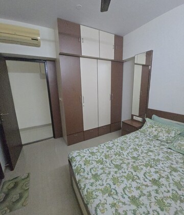 Bedroom in 3 BHK Apartment at Runwal The Orchard Residency, Ghatkopar West – for Rent