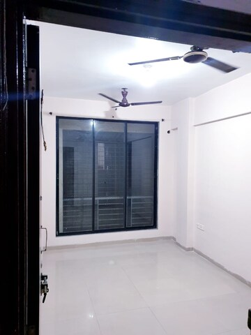 Room in 1 RK Apartment at Kanha CHS, Kopar Khairane – for Sale