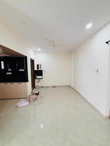 Room in 2 BHK Apartment at Kondapur – for Rent