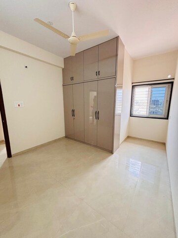 Room in 2 BHK Apartment at Kondapur – for Rent