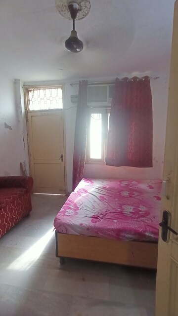Bedroom in 2 BHK Builder Floor at Malviya Nagar – for Rent