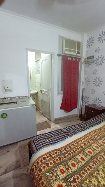 Bedroom in 2 BHK Builder Floor at Malviya Nagar – for Rent