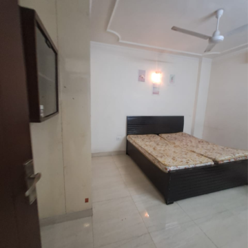 Bathroom in 2 BHK Builder Floor at Malviya Nagar – for Rent