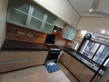 Furnished Amenities in 2.5 BHK Apartment at Chaurang Prabha, Chembur – for Rent