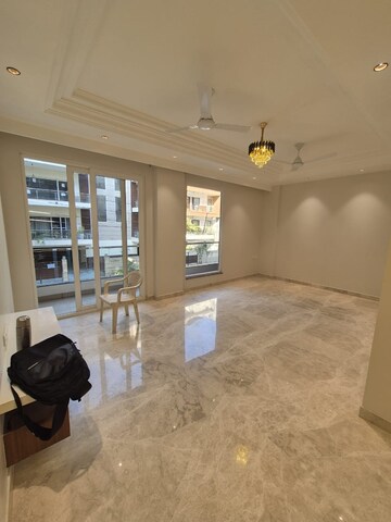Living Room in 3 BHK Builder Floor at Sector 57 – for Rent