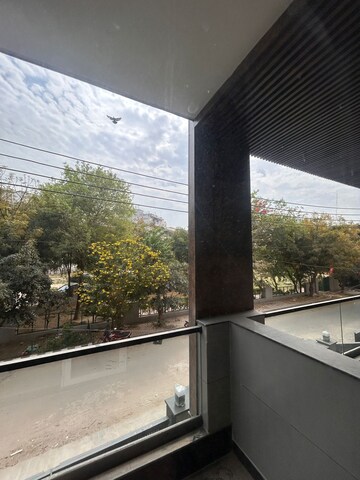 Balcony in 1 BHK Builder Floor at Sector 52 – for Rent