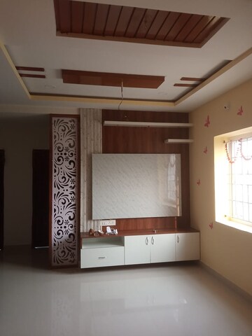 Room in 2 BHK Apartment at Peddapur – for Sale