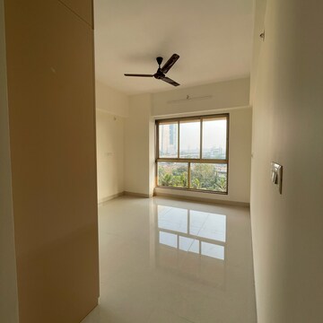 Room in 2 BHK Apartment at Riddhi Garden, Riddhi Gardens – for Rent