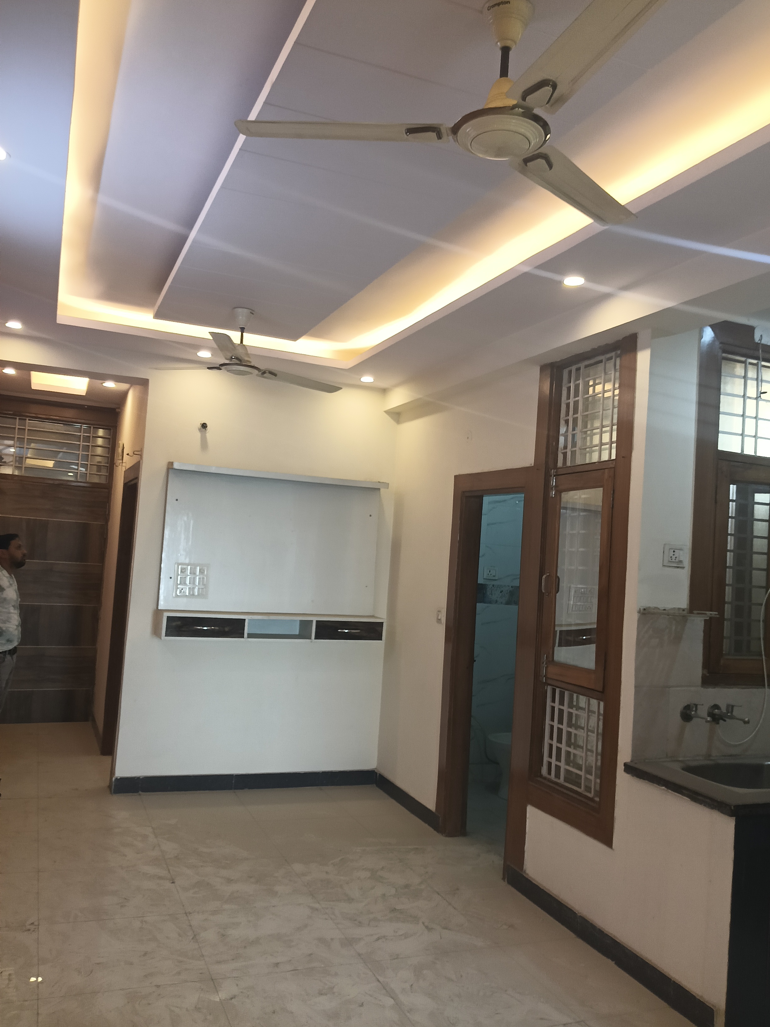 3 BHK + Study Room 1200 Sq.Ft. Builder Floor in Shalimar Apartments Shalimar Garden