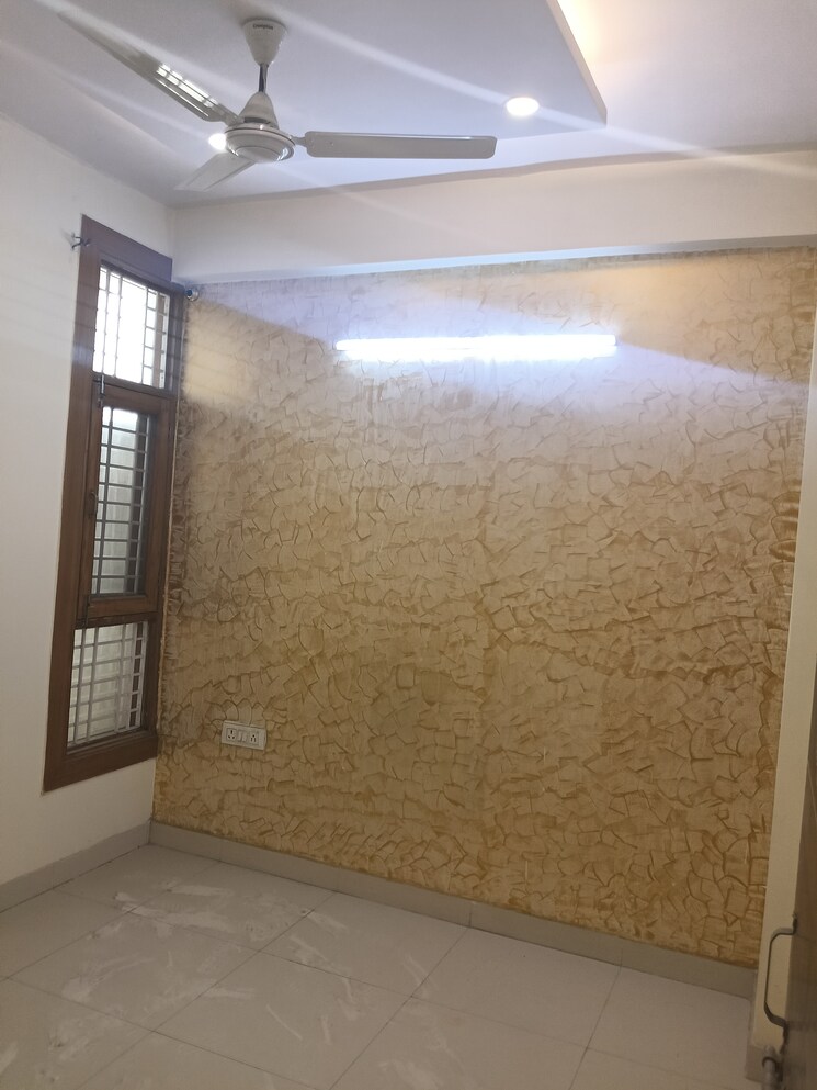 Room, shalimar-apartments-shalimar-garden 3 Bedroom 1200 Sq.Ft. Builder Floor In Shalimar Garden Ghaziabad 8346754