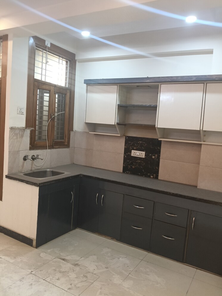 Kitchen, shalimar-apartments-shalimar-garden 3 Bedroom 1200 Sq.Ft. Builder Floor In Shalimar Garden Ghaziabad 8346754