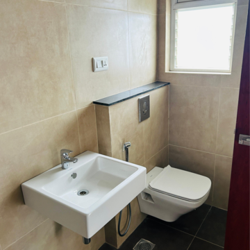 Team Area in 2.5 BHK Apartment at Tellapur – for Sale