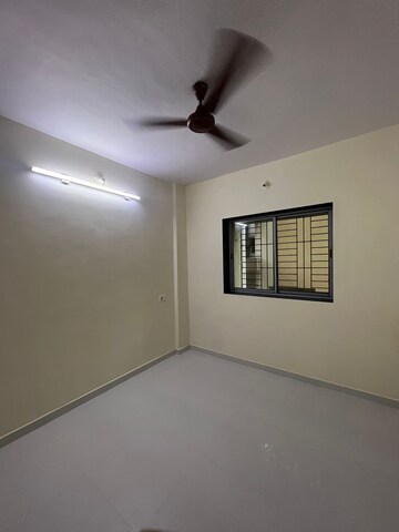 Room in 2 BHK Apartment at Atharva CHS, Khanda Colony – for Rent