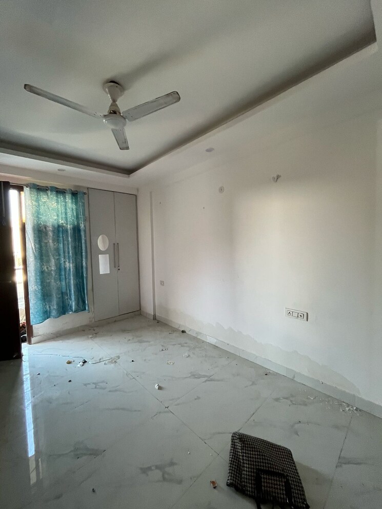 Room, chattarpur 3 Bedroom 1250 Sq.Yd. Builder Floor In Chattarpur Delhi 8346774