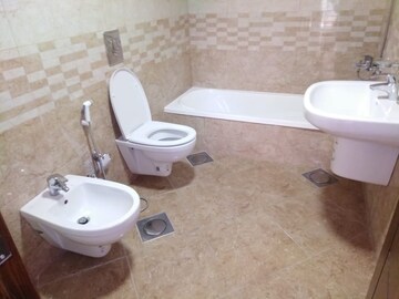 Bathroom in 3 BHK Apartment at DLH Metroview, Andheri West – for Rent