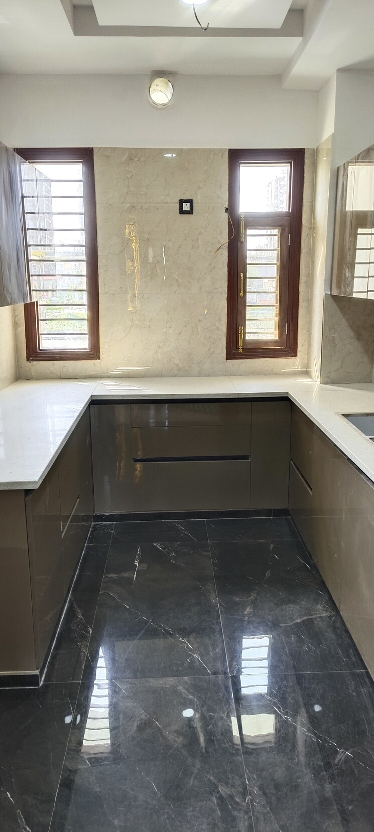 Kitchen, sector 85 3 Bedroom 150 Sq.Yd. Builder Floor In Sector 85 Faridabad 8346796