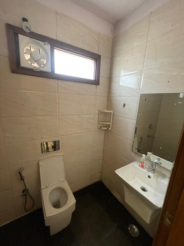 Bathroom in 2 BHK Builder Floor at Lajpat Nagar 4 – for Rent