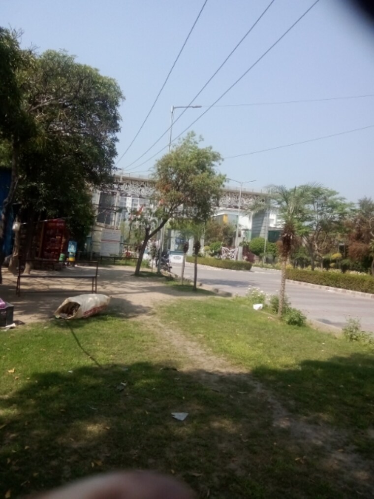 Garden, parker-white-lily 3 Bedroom 1750 Sq.Ft. Apartment In Sector 8 Sonipat 8346959