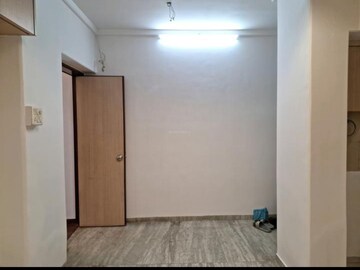 Room in 1 BHK Apartment at Mahim West – for Sale