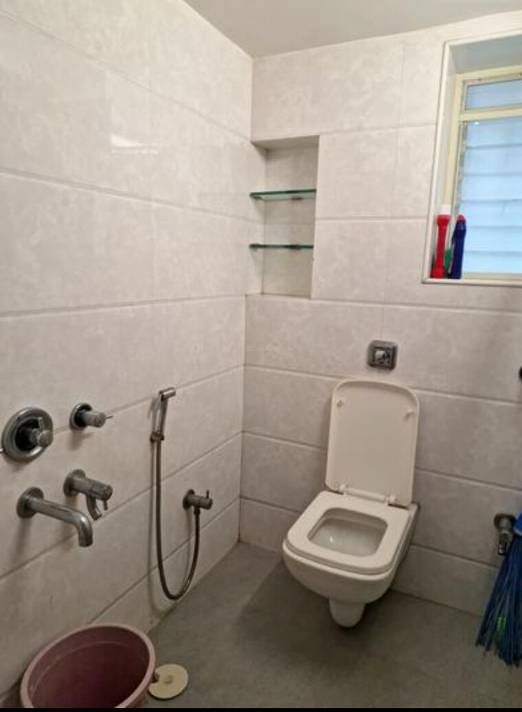 Bathroom, mahim west 1 Bedroom 510 Sq.Ft. Apartment In Mahim West Mumbai 8346981