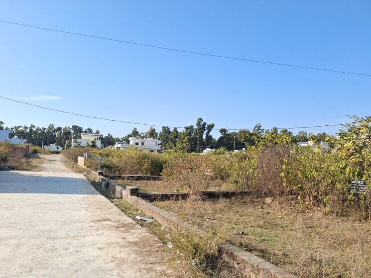 undefined, raipur  100 Sq.Yd. Plot In Raipur Dehradun 8343619