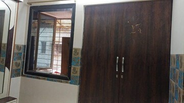 Furnished Amenities in 1 BHK Apartment at Thane West – for Rent