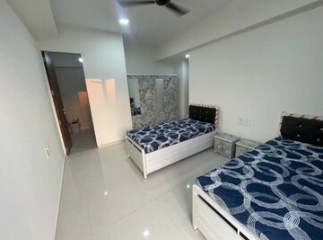 Room in  Pg at Aarey Colony – for Rent
