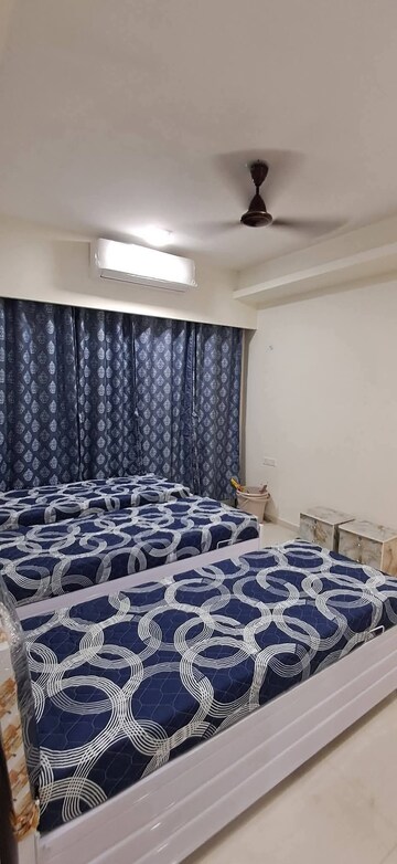 Room in  Pg at Aarey Colony – for Rent