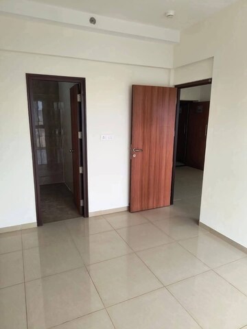 Room in 1 BHK Apartment at Duville Riverdale Suites, Kharadi – for Rent