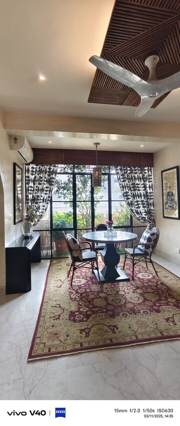 Living Room in 3 BHK Builder Floor at Defence Colony – for Rent